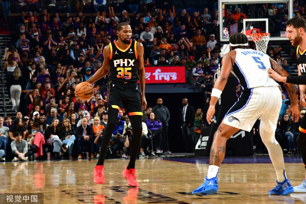 通过他的表 通过他的表