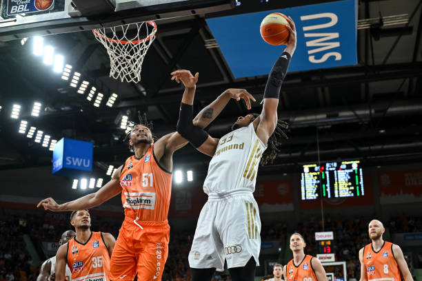 一种结合了 一种结合了