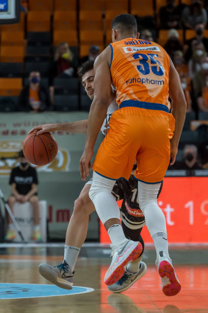 在世界足坛 在世界足坛