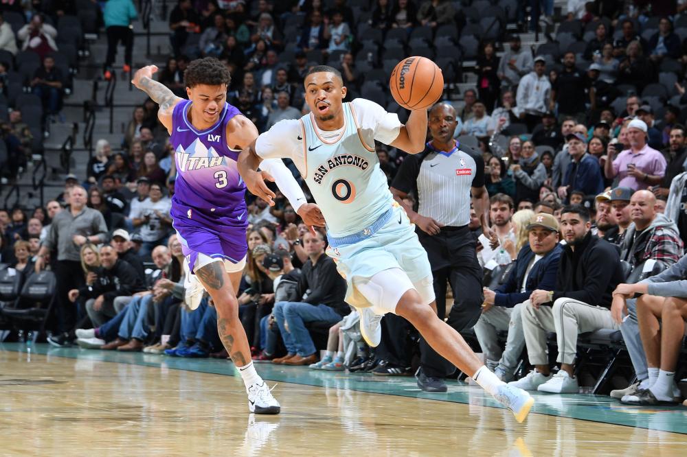 的相辅相成 的相辅相成